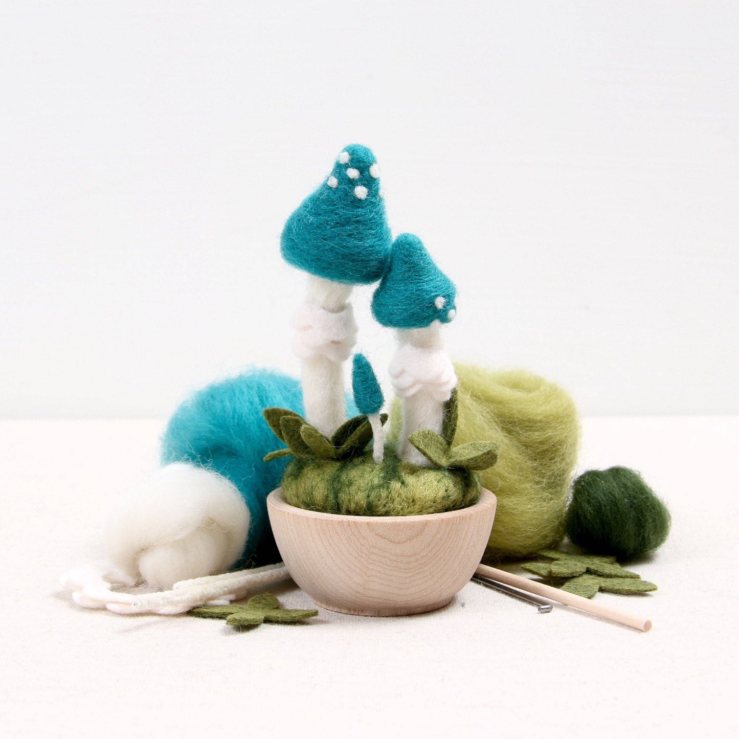Benzie Design - Needle Felting Kit, Blue Roundhead