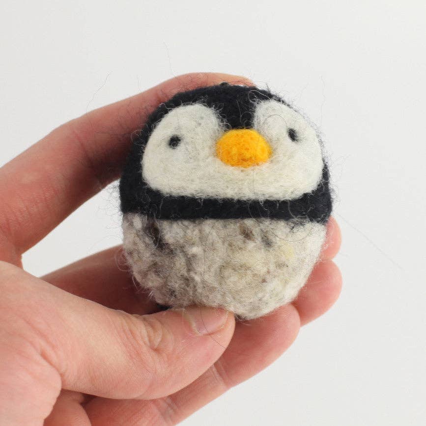 Woolbuddy - Needle Felting Penguin Kit