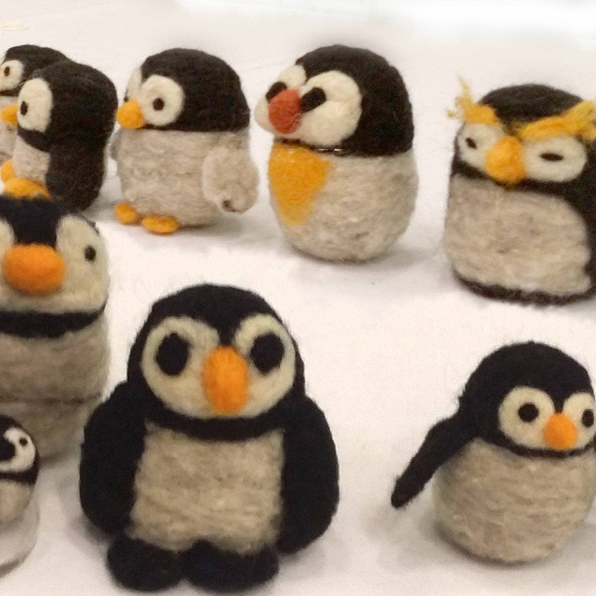 Woolbuddy - Needle Felting Penguin Kit