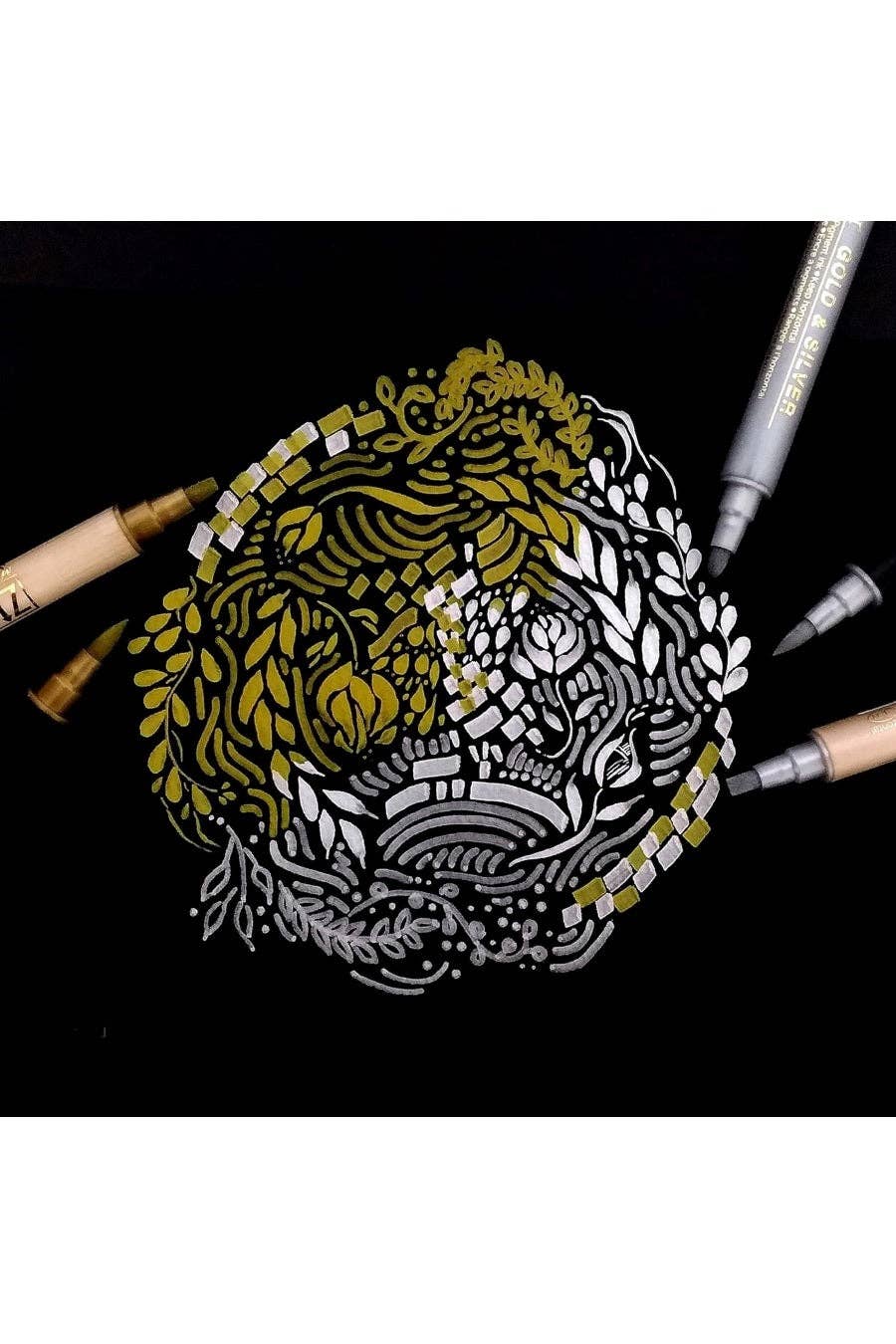 Kuretake Gold and  Silver Assortment Set