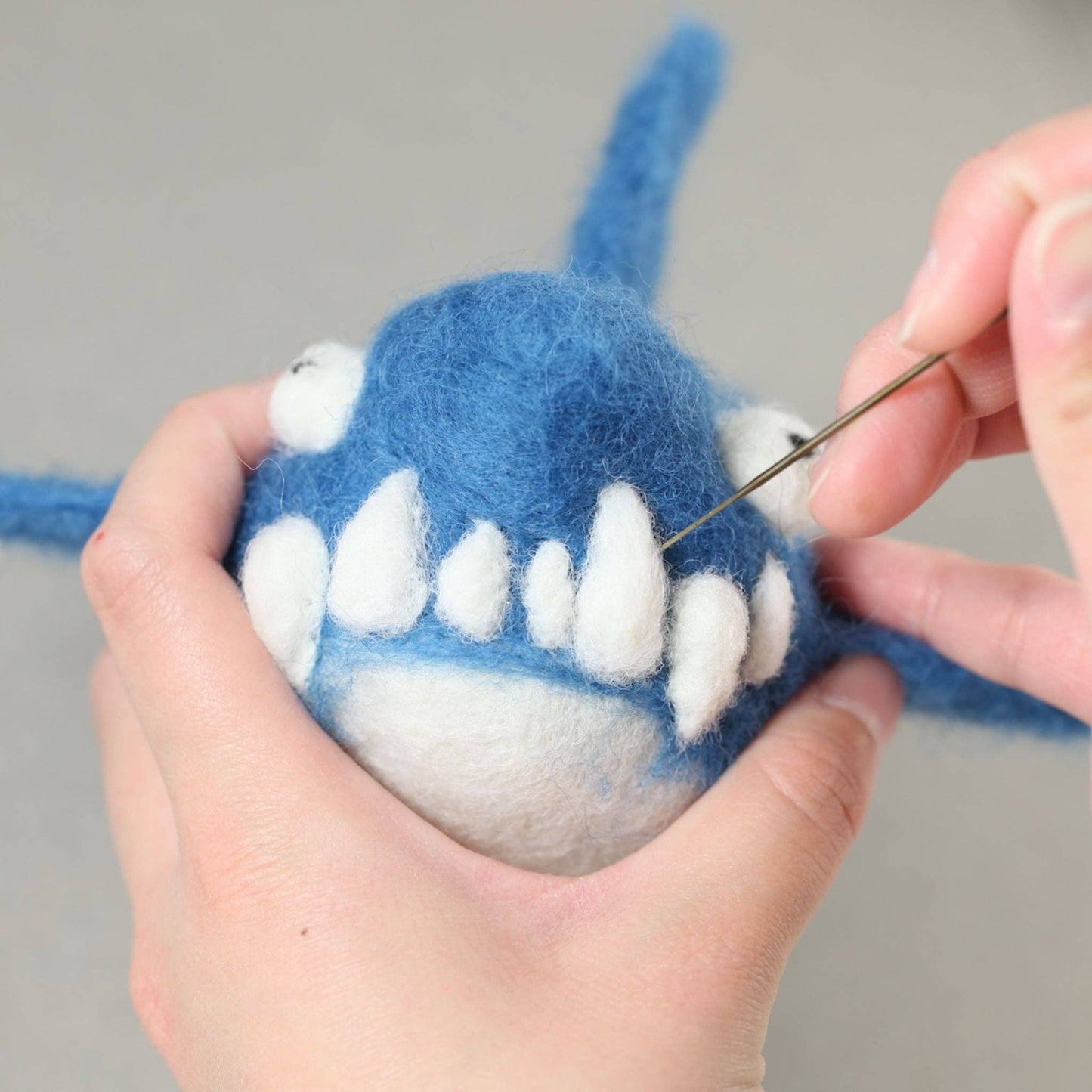 Woolbuddy - Needle Felting Shark Kit